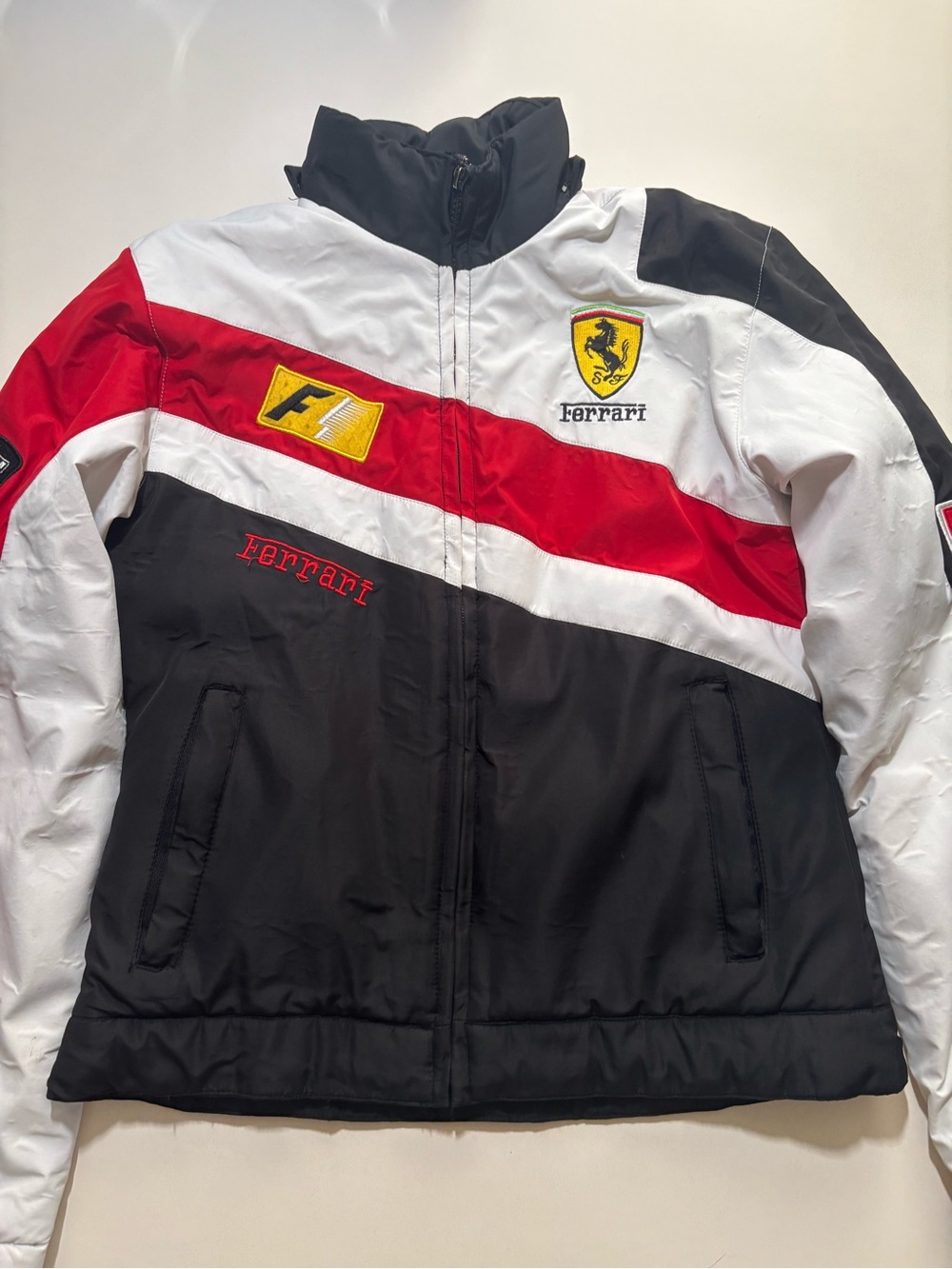 Rare Ferrari formula 1 racing jacket size 44 (worn) chase Authentics